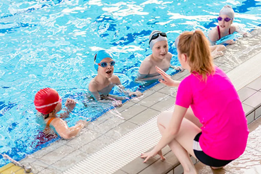 Apprentissage natation enfants